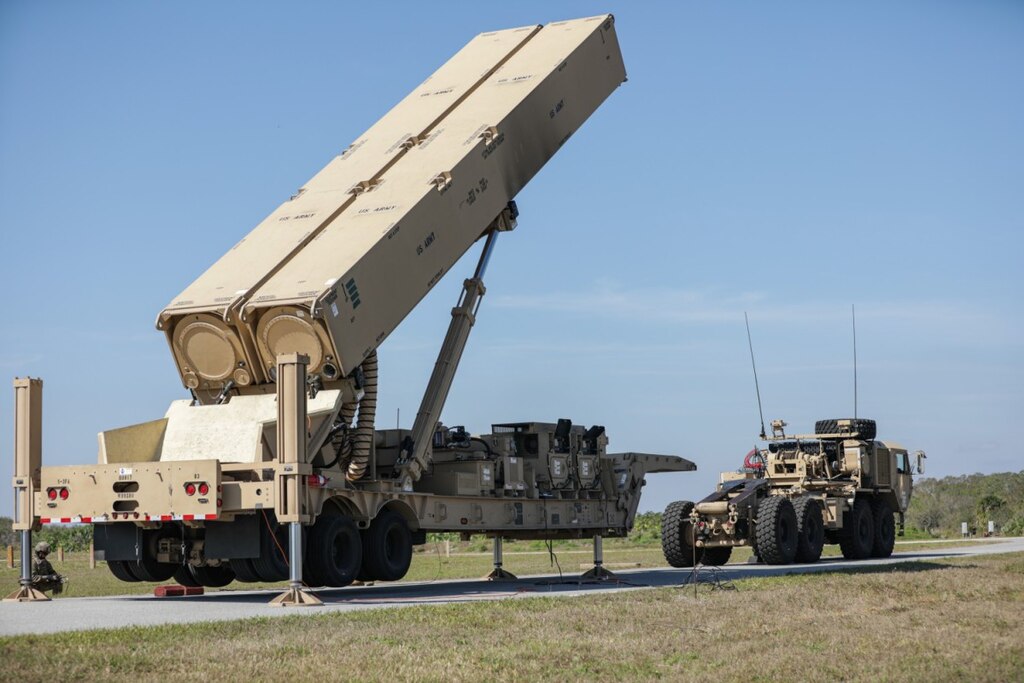 Hyperschall-Langstreckenwaffe (Long-Range Hypersonic Weapon, LRHW) während der Operation Thunderbolt Strike auf der Cape Canaveral Space Force Station, Florida, 3. März 2023. (Bild von via wikimedia commons | Public Domain)