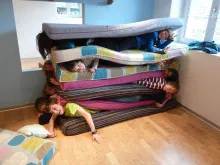 Im Gumpi-Zimmer der Monterana - selbstbestimmtes Lernen auch durch Spiel. Foto: zVg